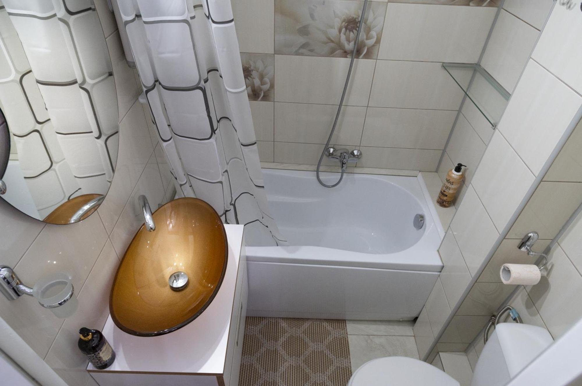 Casa Rusu -Victoria-Self Check In-24H Apartment Resita Ngoại thất bức ảnh