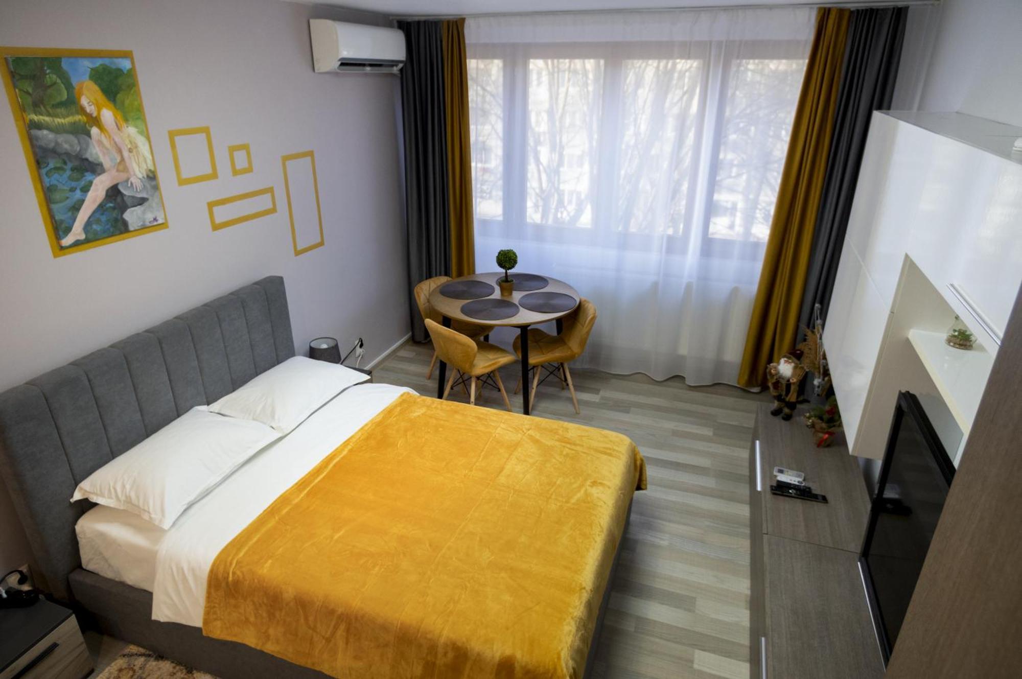 Casa Rusu -Victoria-Self Check In-24H Apartment Resita Ngoại thất bức ảnh