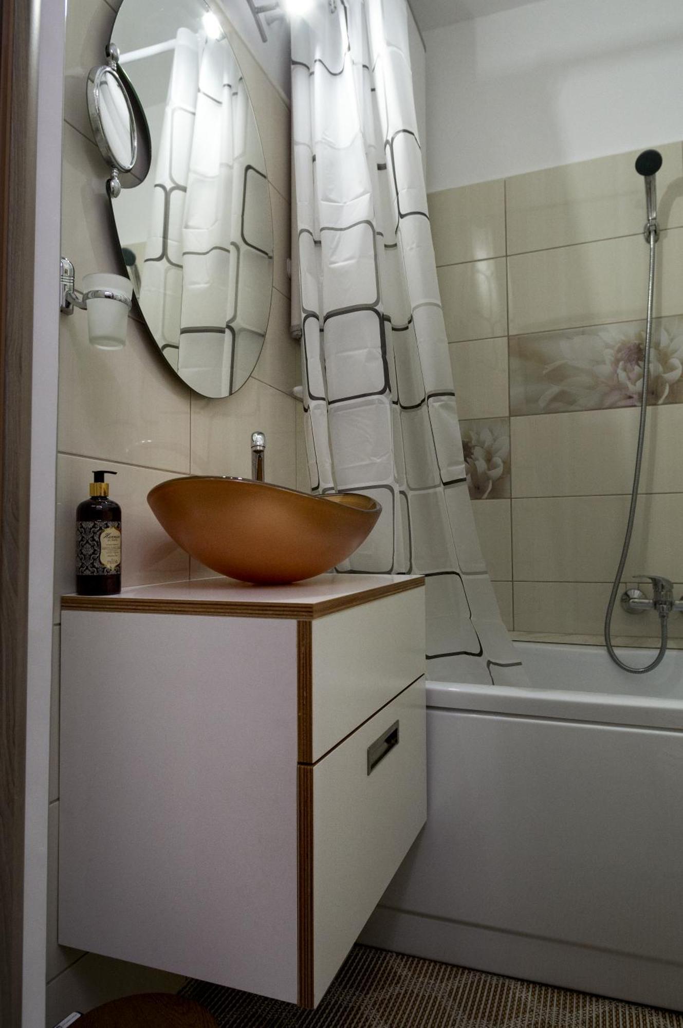 Casa Rusu -Victoria-Self Check In-24H Apartment Resita Ngoại thất bức ảnh